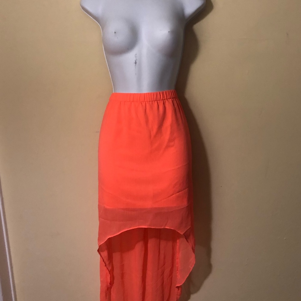 Express flowy skirt